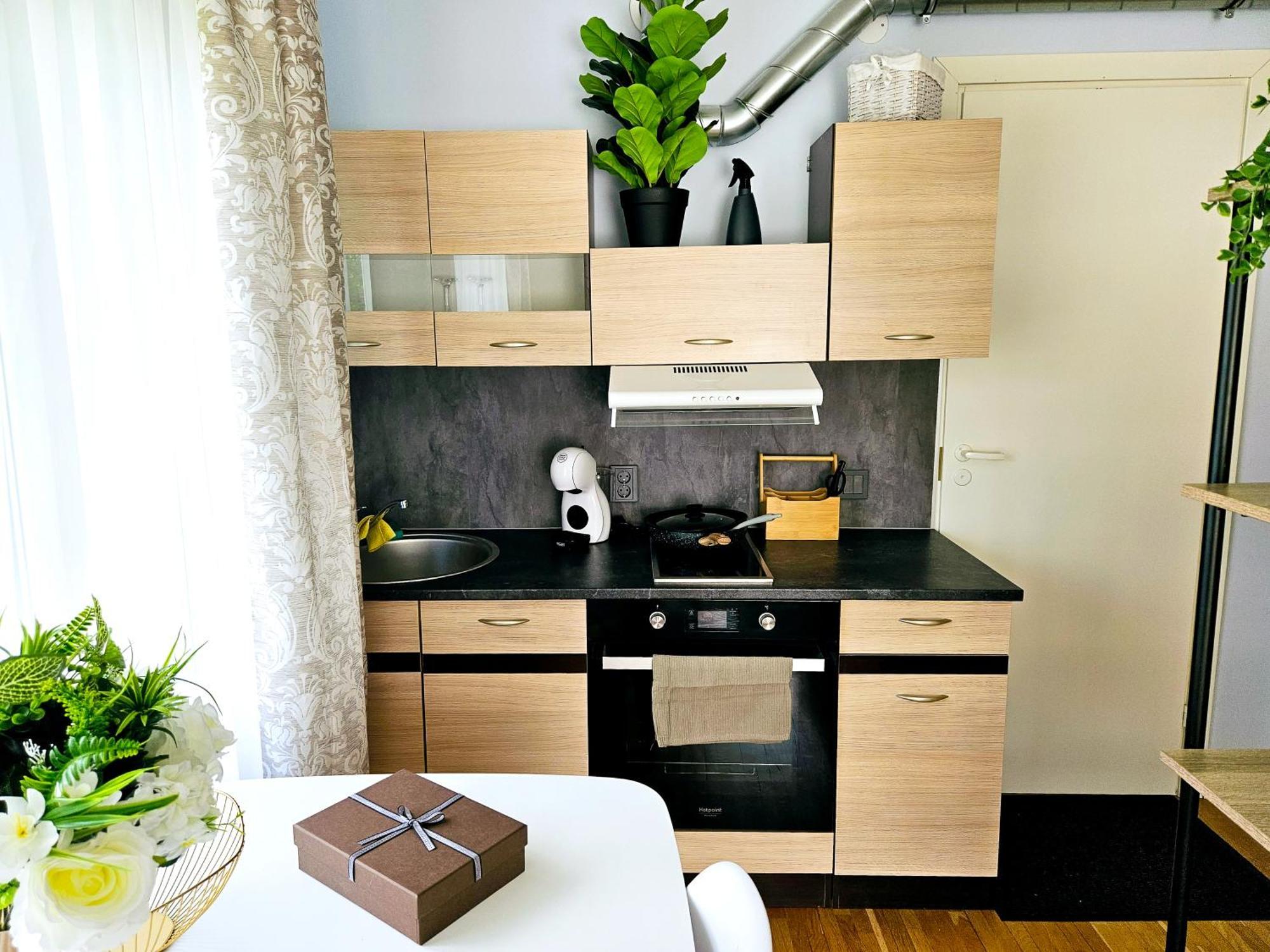 Cofy Rentals - Centrally Located, Quiet District, Air-Conditioning, Free Parking, 24-7 Express Check-In-Out, Close To Sea And Everything You Need For Living! Reval Zimmer foto